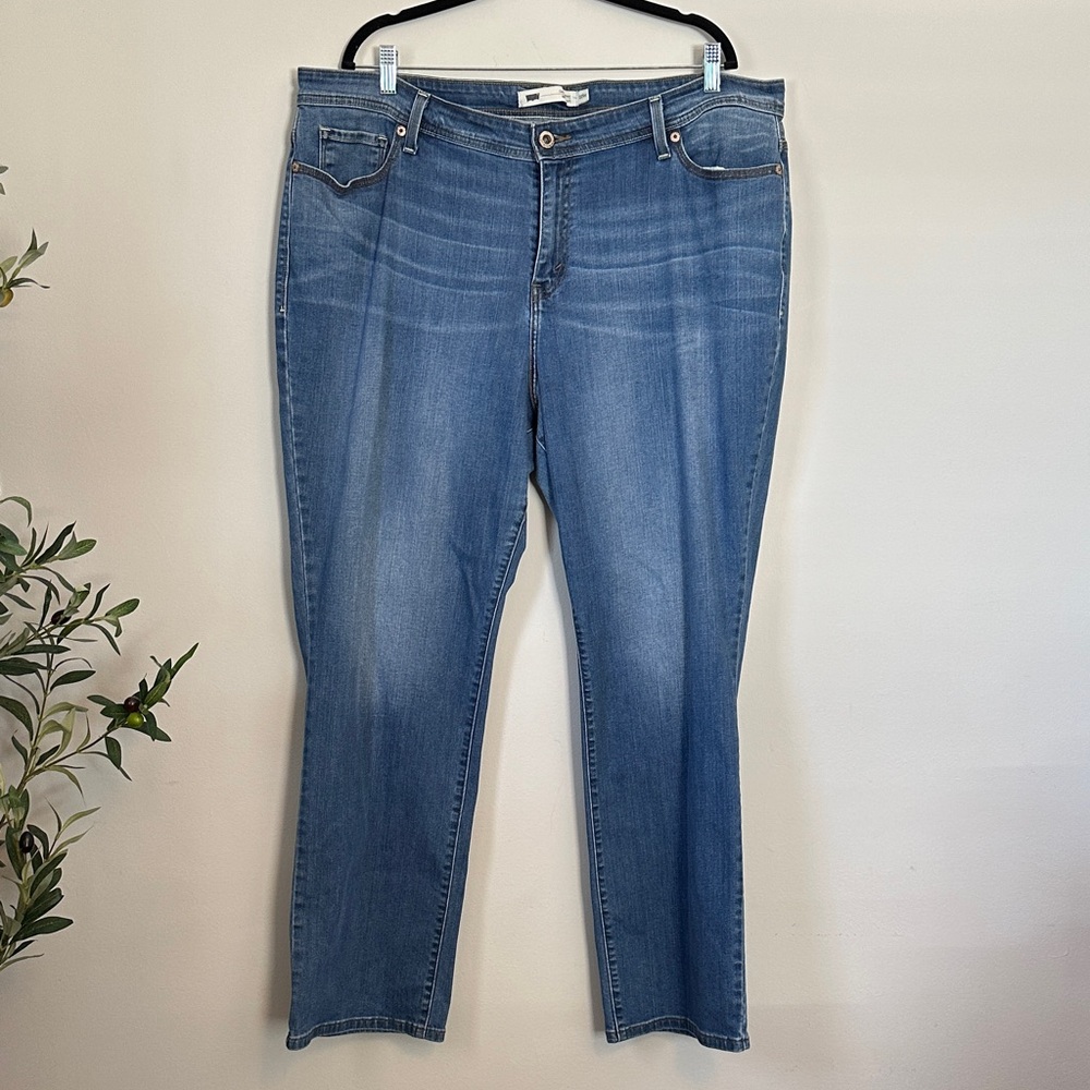 Levi's Women's Straight Leg Blue Jeans
